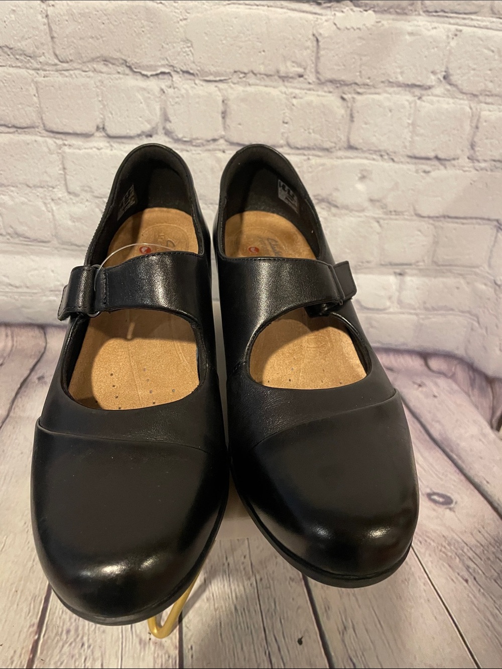 Clarks Black Mary Jane Block Heel Pumps • Sz 9.5 - Picture 2 of 8